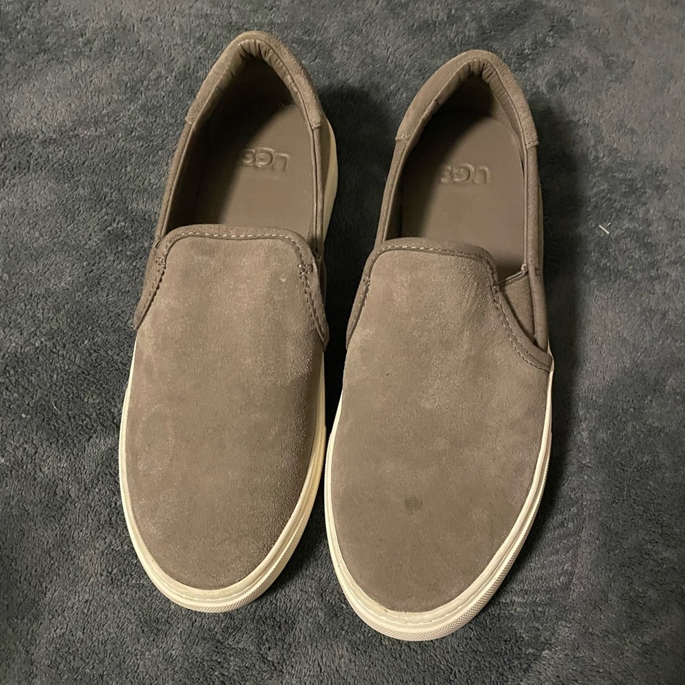 Grey ugg Cahlvan sneaker
